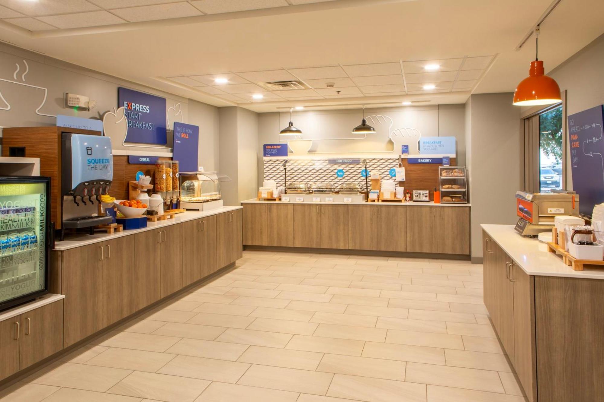 Holiday Inn Express & Suites Sioux City-South By Ihg Buitenkant foto