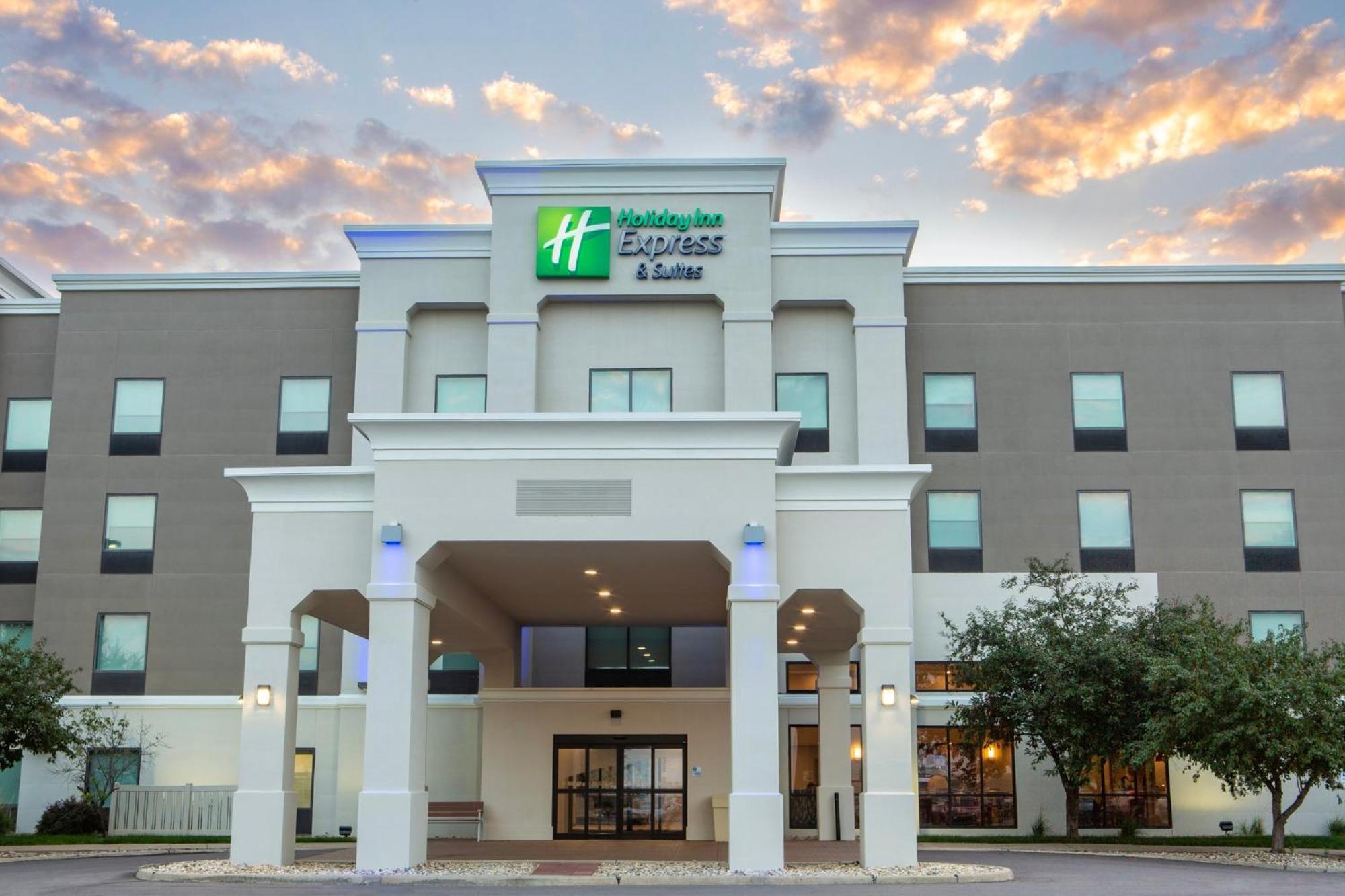 Holiday Inn Express & Suites Sioux City-South By Ihg Buitenkant foto